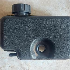 AL-KO 140 / 160 FLA / Straus benzinmotoros fűnyiró benzintank / üzemanyagtank