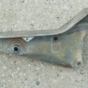 Honda F 400 kapálógép motortartó