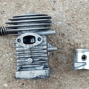 Husqvarna 236 / 240 láncfűrész komplett henger ( Bontott )