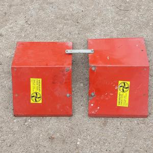 Robi 55 / 56 / 106 / 116  kapálógép sárvédő lemez ( párban ) új fajta