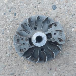 Straus / Demon stb. kínai fűkasza lendkerék