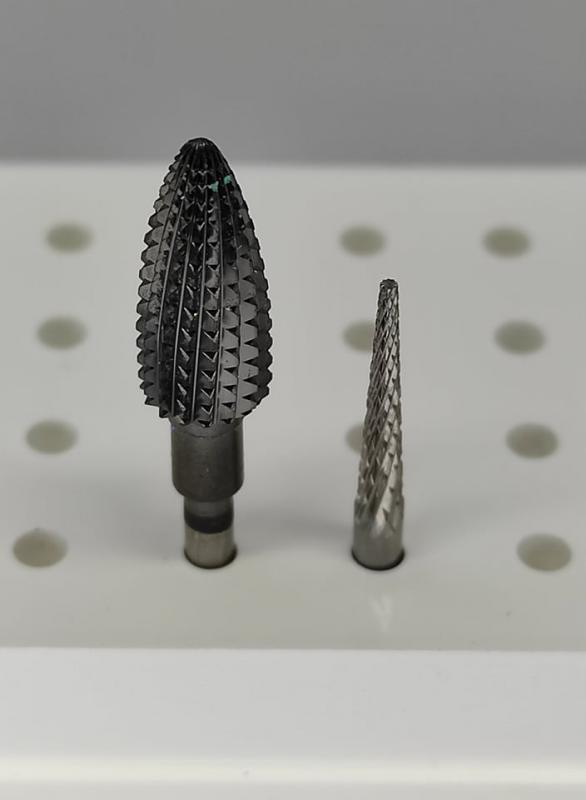 BAKOS ERIKA ajánlásával kézre, lábra, formázó és anyag eltávolító 2 db-os szett