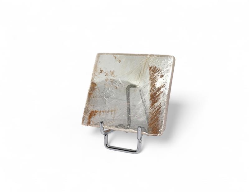 Áttetsző Szelenit lap állványon