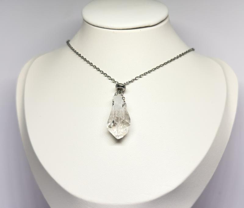 Enhydro kvarc nemesacél láncon 2