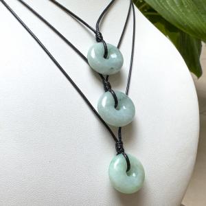 Burmai Jáde fánk nyaklánc