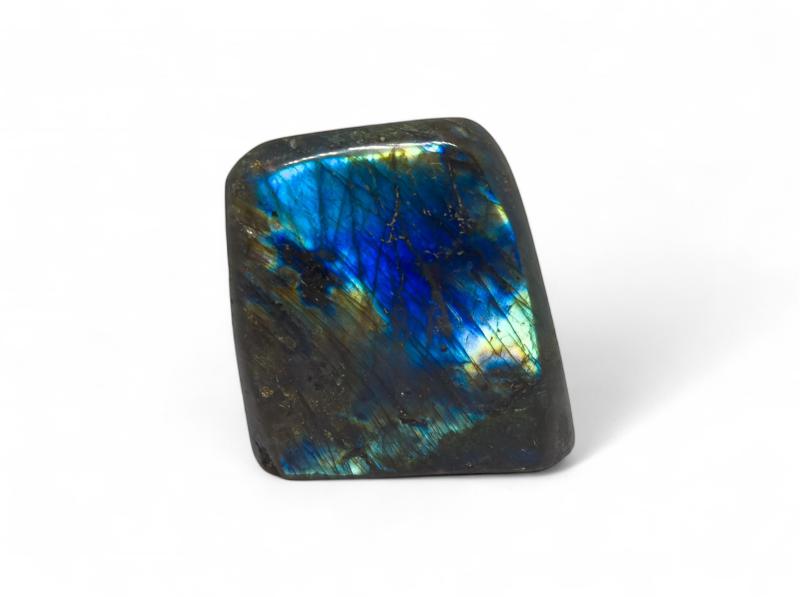 Labradorit csiszolt forma 1