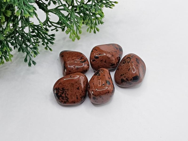 Mahagóni Obszidián marokkő