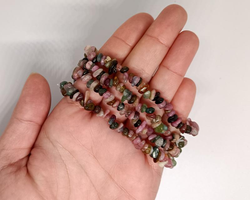 Színes Turmalin szemcse karkötő