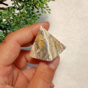 Zebra Kalcit piramis 1