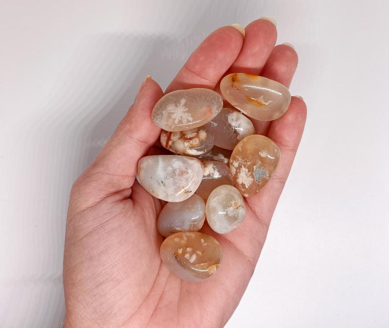 Virág Achát marokkő