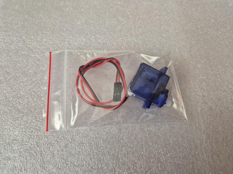 etetőhajó nyitómotor (Manuowell)