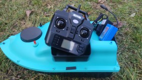 DiamondCarp Smart etetőhajó GPS (kék)