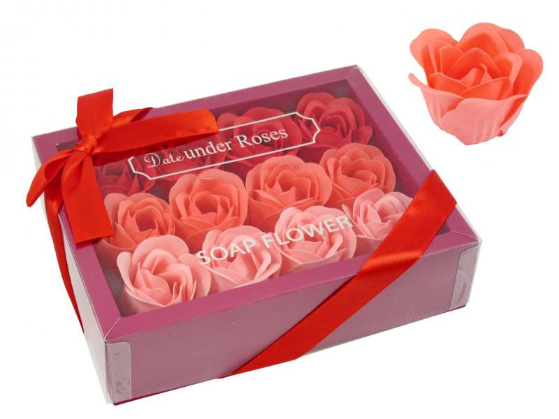 12 db-os szappanrózsa dobozban 3 féle színben
