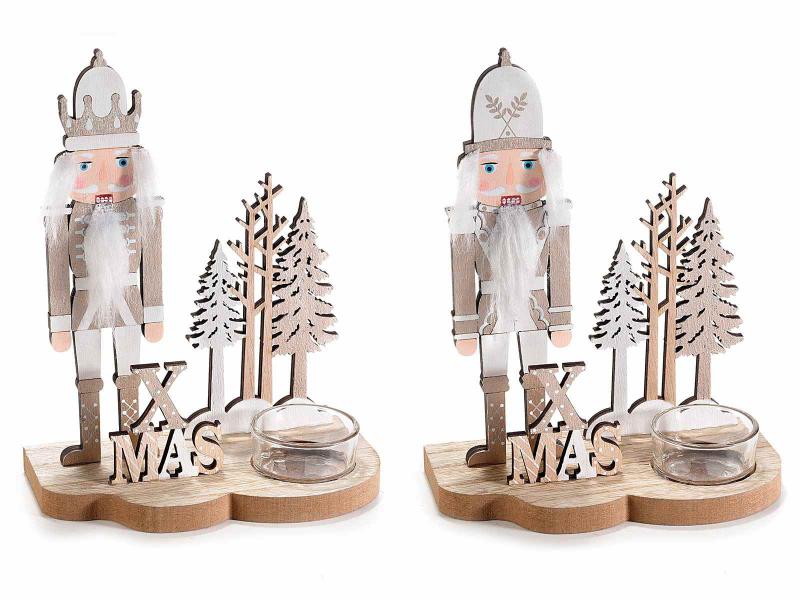 Diótörő mécsestartóval