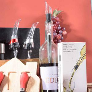 Borhűtő kiöntővel, szellőztetővel