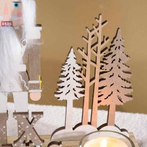 Diótörő mécsestartóval