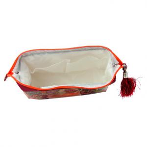 Mucha neszesszer 30 cm-es