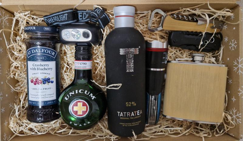 Karácsonyi ajándékbox Férfiaknak Tatra Teával és Unicummal