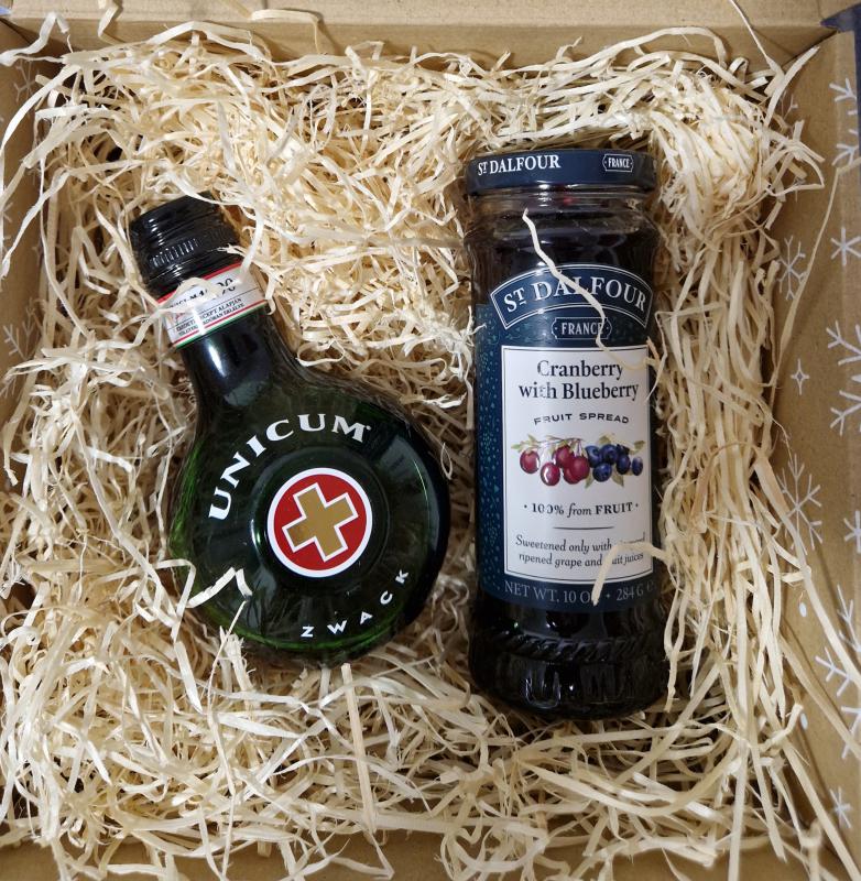 Karácsonyi Unicum ajándékbox St. Dalfour lekvárral