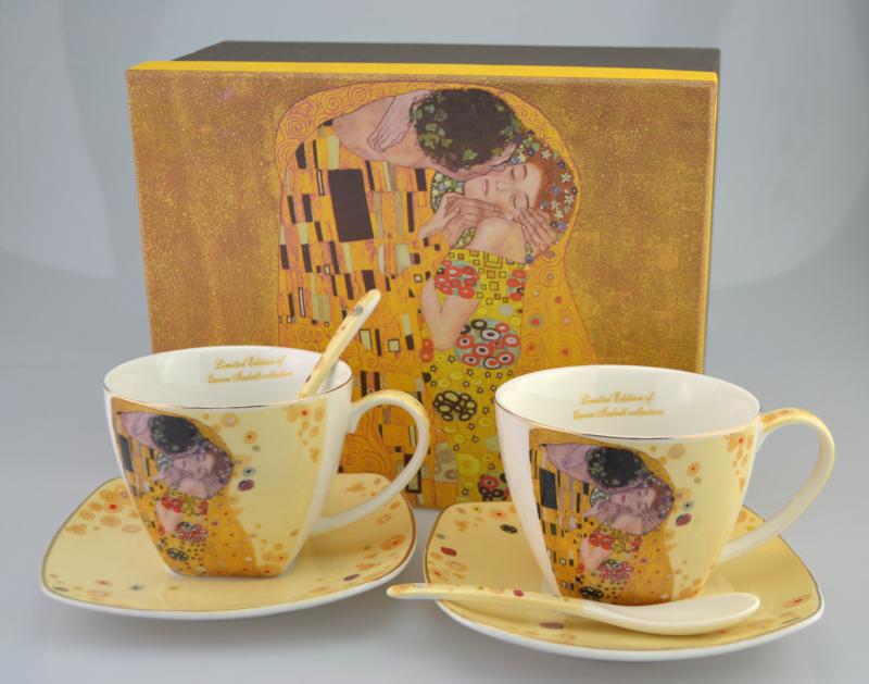 Klimt A Csók teás csésze + alátét 2 db díszdobozban