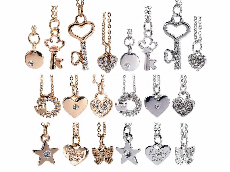 Nyaklánc strasszokkal, kémcsőben