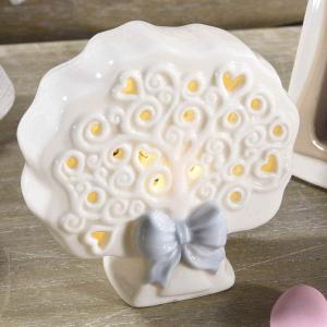 Életfa LED fénnyel, kék masnival díszítve