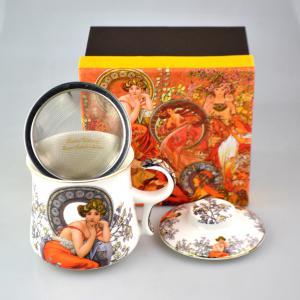 Mucha bögre + szűrő + tető 350 ml díszdobozban