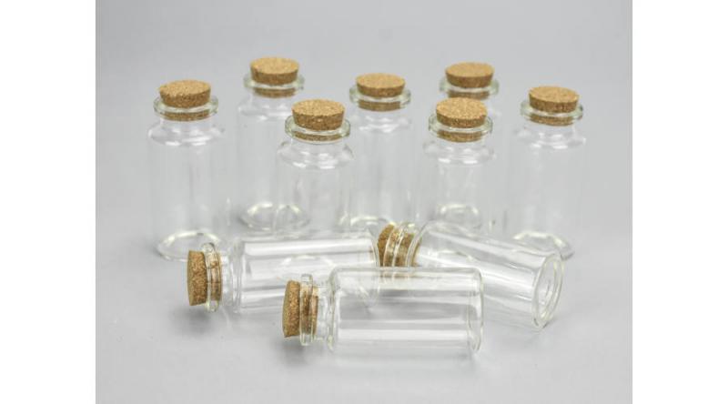 Üvegcse parafadugóval 5.9 x 2,9 cm 10 db/csomag