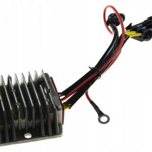 Feszűltség szabályozó (40 A)