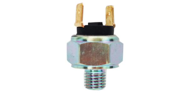 Féklámpa kapcsoló