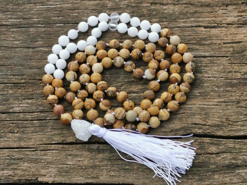 Jáspis-Hegyikristály 108 szemes mala