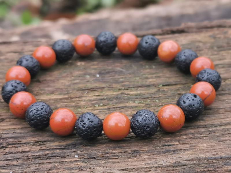 Jáspis-Lávakő karkötő