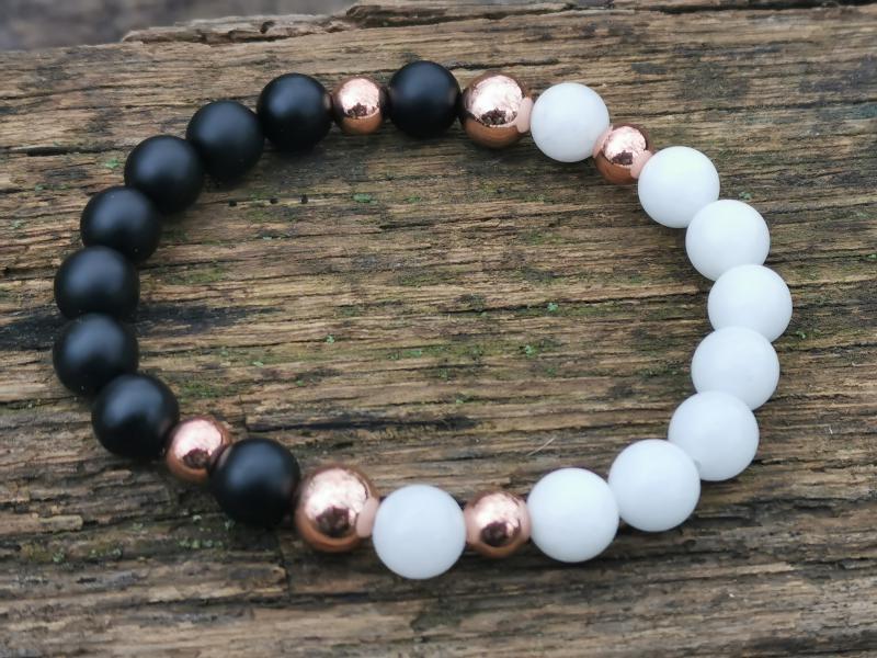 Ónix-Hematit-Tejkvarc