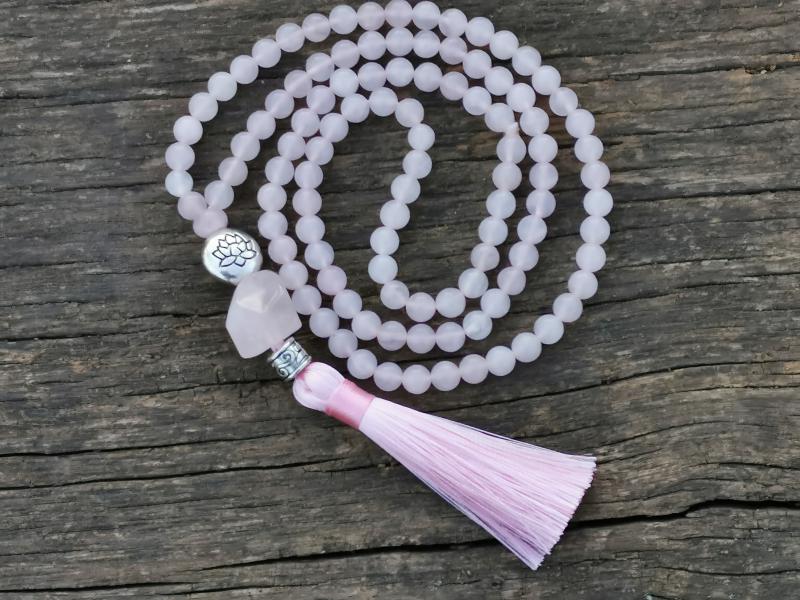 Rózsakvarc mala nyaklánc