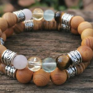 Szantálfa-Kókusz-Ásvány karkötő szett