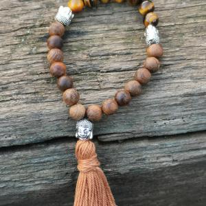 Szantálfa-Tigrisszem csukómala