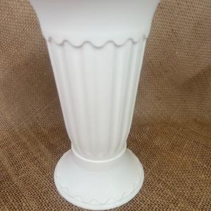 bordás váza 13*27 cm