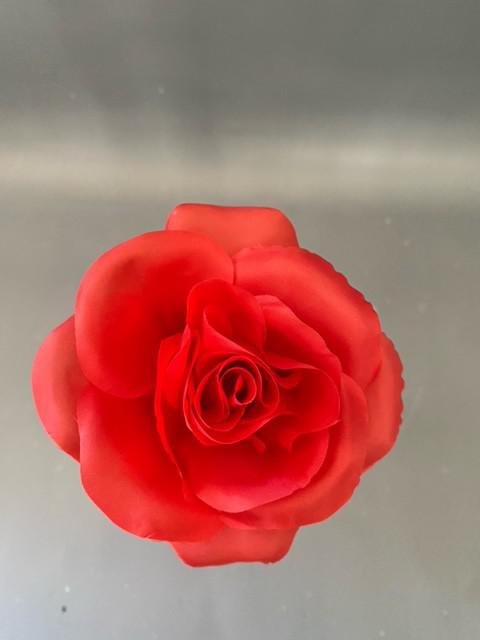 tálcás selyemvirágfej  rózsafej nyilott