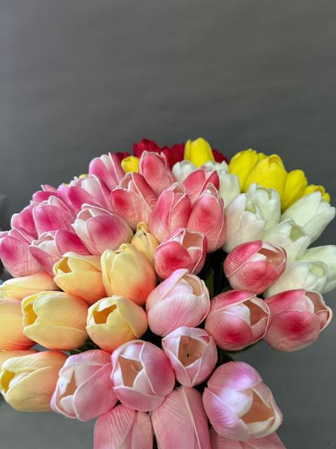 tulipán csokor poyfoam
