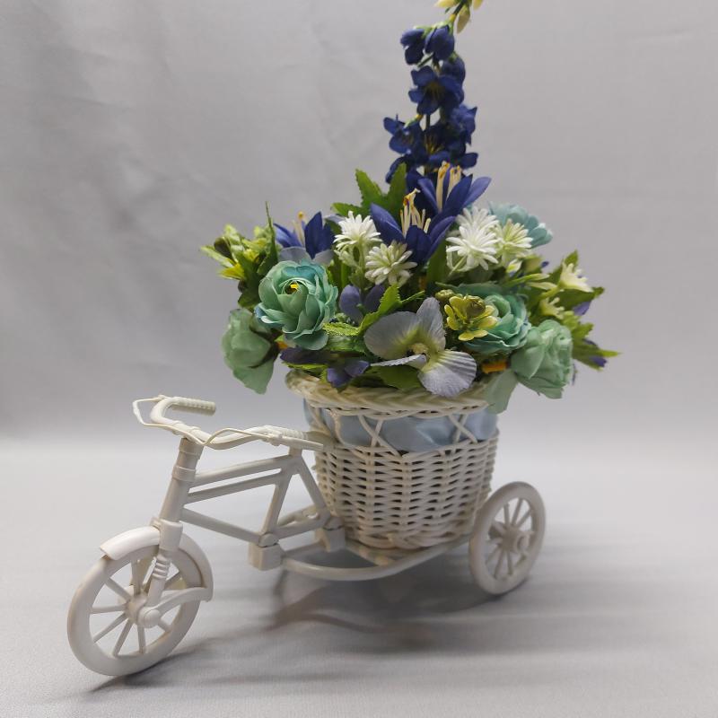 Asztaldísz virágos (tricikli) 01