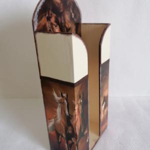 Papírzsebkendő tartó 19