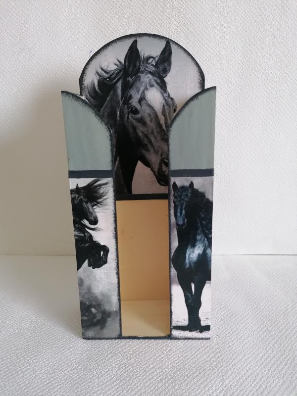 Papírzsebkendő tartó 16