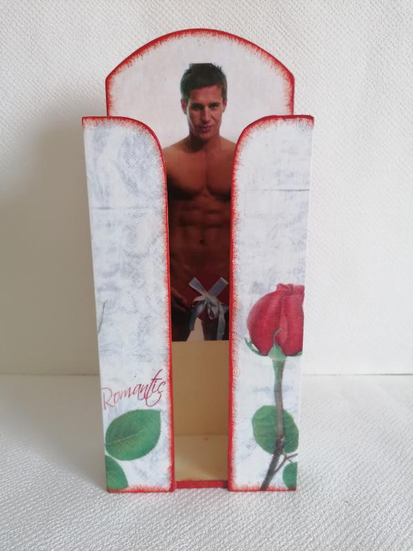 Papírzsebkendő tartó 17