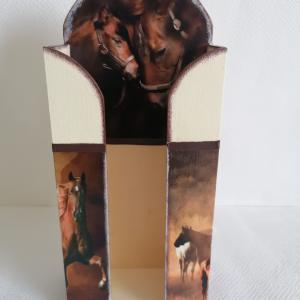 Papírzsebkendő tartó 19