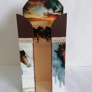 Papírzsebkendő tartó 20