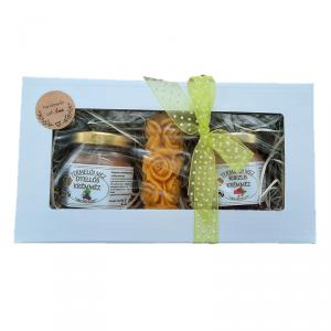 2x50 g ízesített méz, rózsás gyertyával, karton díszdobozban, szalaggal