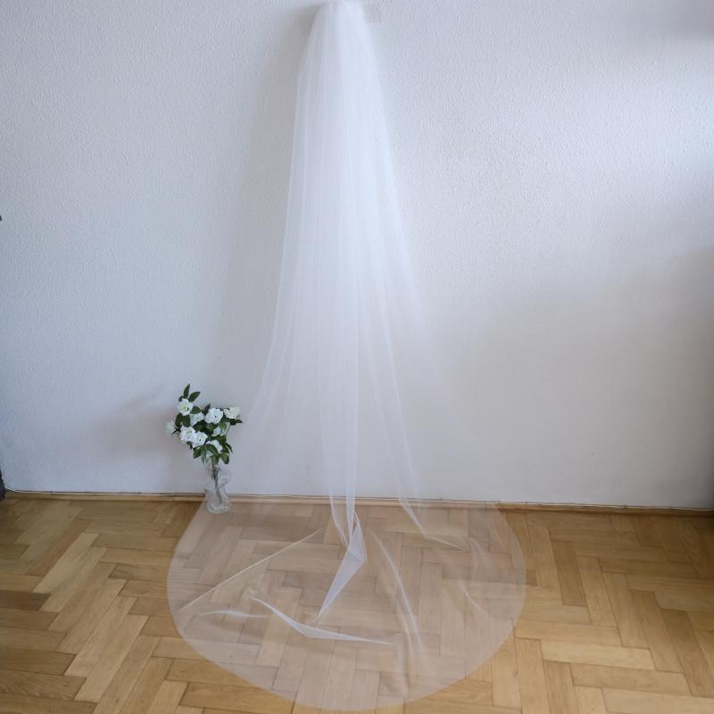 1 rétegű, szegetlen, HÓFEHÉR menyasszonyi fátyol 220cm hosszú