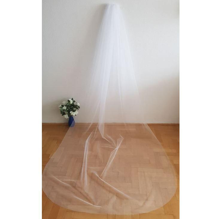 1 rétegű, szegetlen szélű, csillogós HÓFEHÉR, 3 méteres menyasszonyi fátyol (37.1)