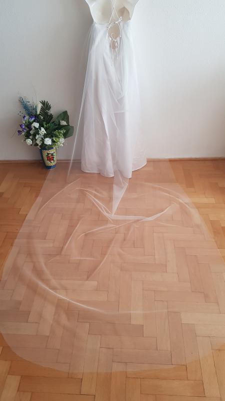 1 rétegű, szegetlen szélű, EKRÜ, 3 méteres menyasszonyi váll fátyol, cape fátyol, palást (35.2)