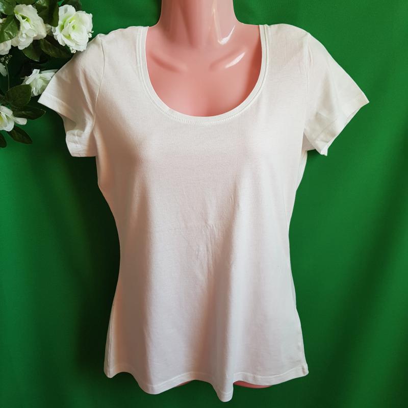 36-os/S-es hófehér rövid ujjú póló, felső